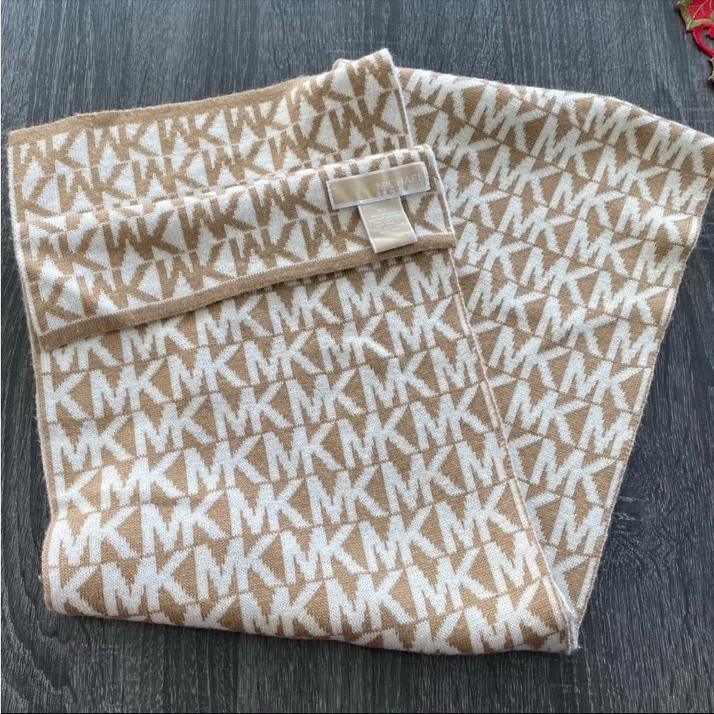 Michael Kors MK Monogram Winter Scarf Camel/Tan Designer Not an Infinity Scarf - Picture 2 of 5